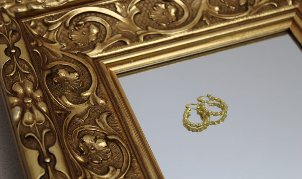Luxury Jewelry Consultant Luxury Jewelry Consultant